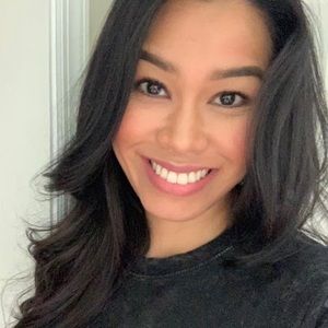 Meet your Posher, April